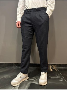 Pantalone strutturato gessato