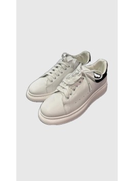 Sneaker base MQ bianca tappo nero