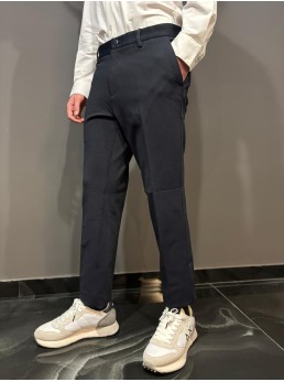 Pantalone no stiro con microfantasia