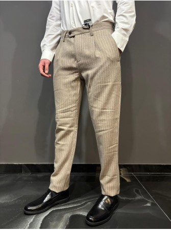 Pantalone strutturato gessato