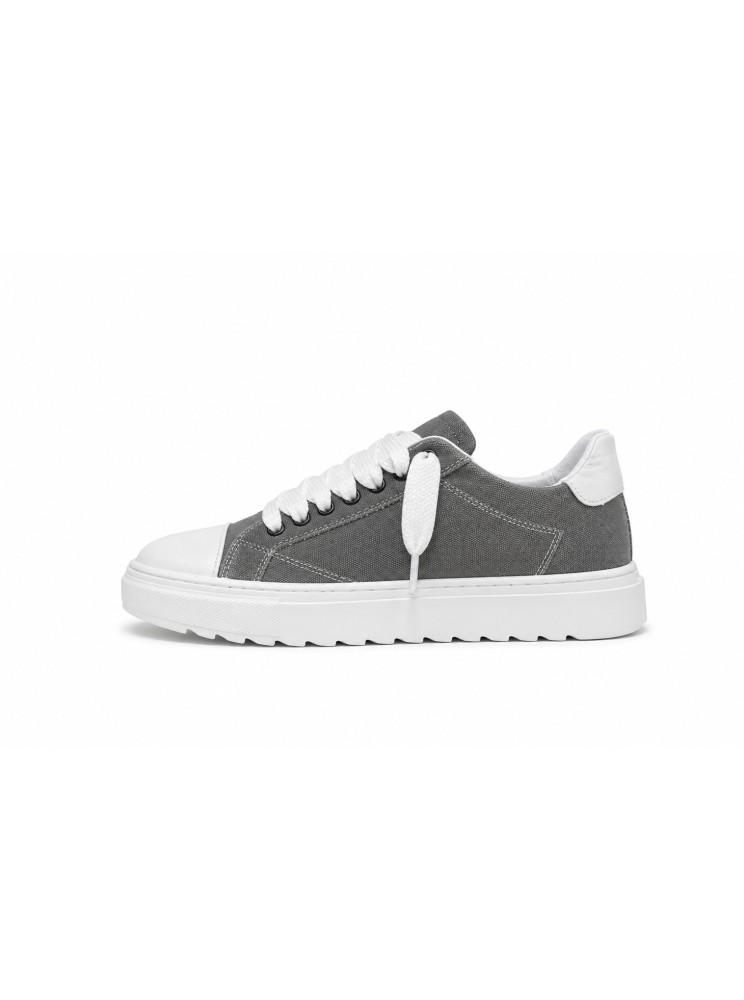 Sneakers in denim POOL